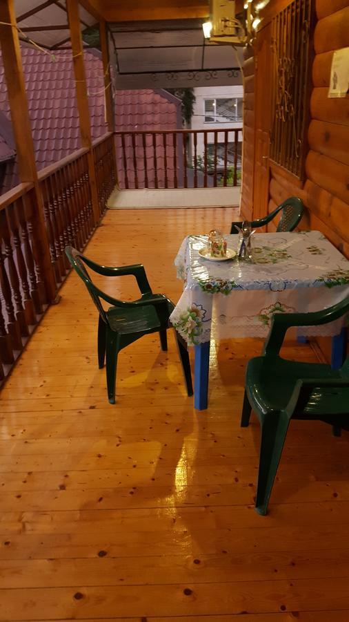 U Iriny Hotel Pizunda Luaran gambar