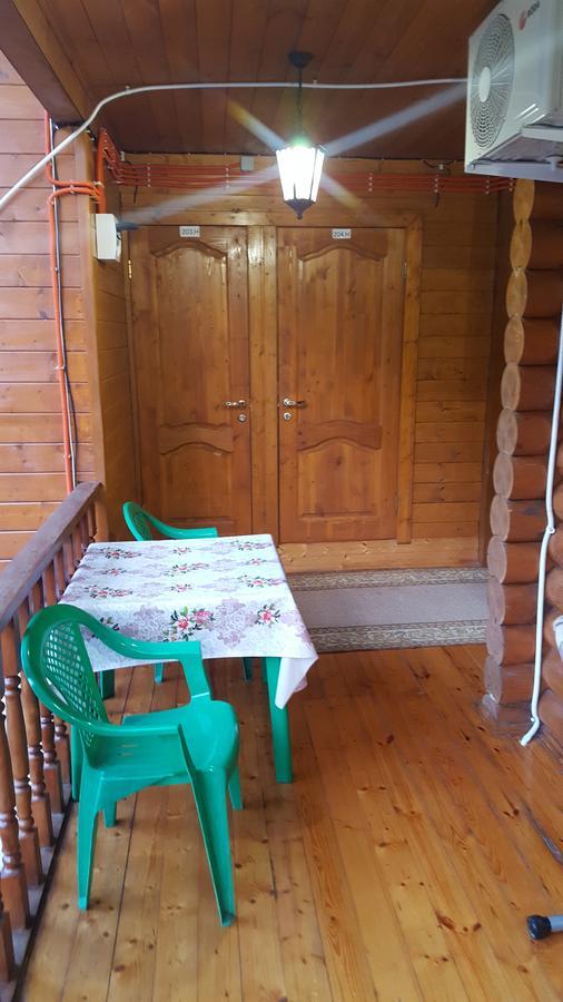 U Iriny Hotel Pizunda Luaran gambar