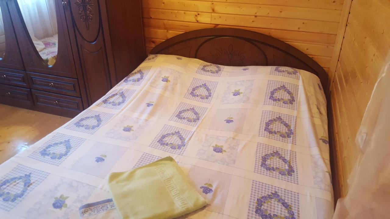 U Iriny Hotel Pizunda Luaran gambar